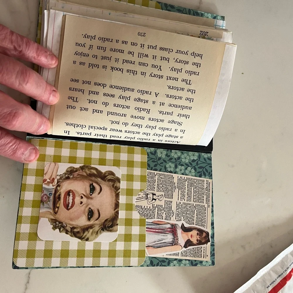 Handmade Junk Journal - Picture 7 of 9